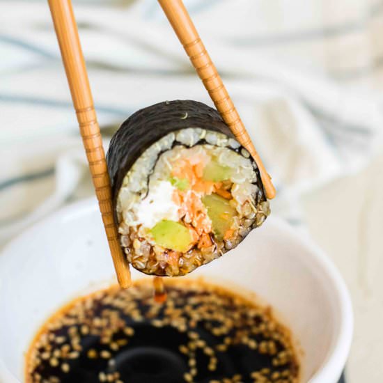 Veggie quinoa sushi | how to - Recipe photo by lifestyleofafoodie