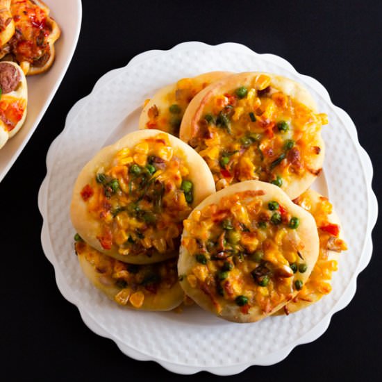 Mini Veggie Flatbreads - Recipe photo by celebratingflavors