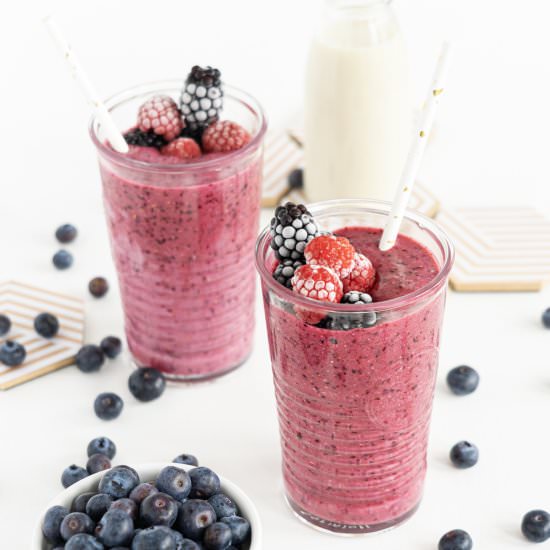 Healthy Berry Smoothie - Recipe photo by saragatheringdreams