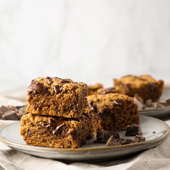 Salted Chocolate Chunk Blondies - Recipe photo by Hungry Haley