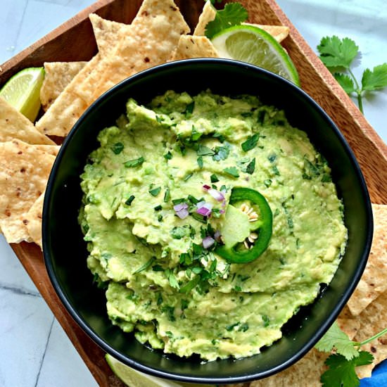 Easy (authentic) Guacamole - Recipe photo by agoudalife