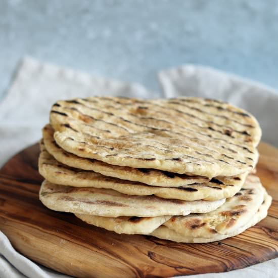 Easy Flatbreads - Recipe photo by CurlysCooking