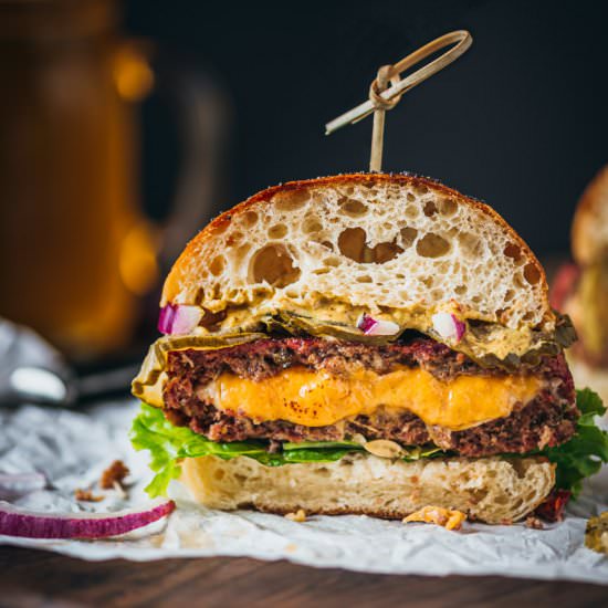Juicy Lucy Cowgirl Cheeseburger - Recipe photo by cookingwithwineblog
