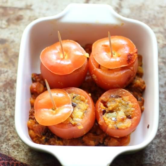 Stuffed Tomatoes - Recipe photo by merrytummy