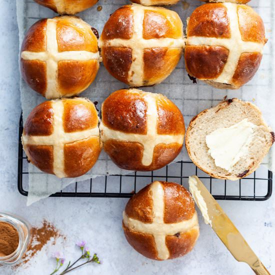 Vegan Hot Cross Chocolate Buns - Recipe photo by vibrantplate