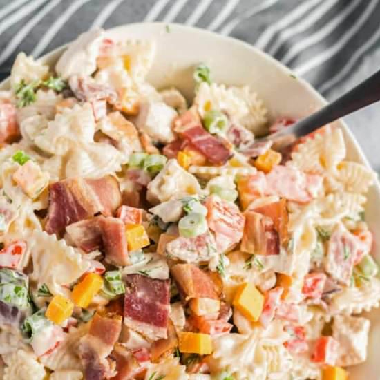 chicken bacon ranch pasta salad! - Recipe photo by Easy Chicken Recipes