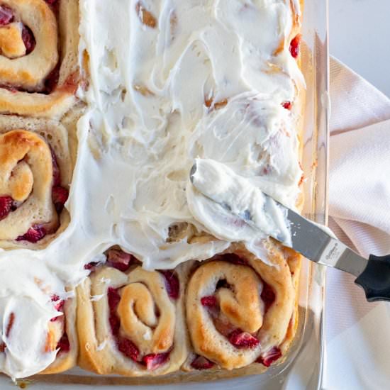 Strawberry Sweet Rolls - Recipe photo by themarblekitchen