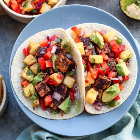 blackened tofu with pineapple salsa - Recipe photo by Caits Plate