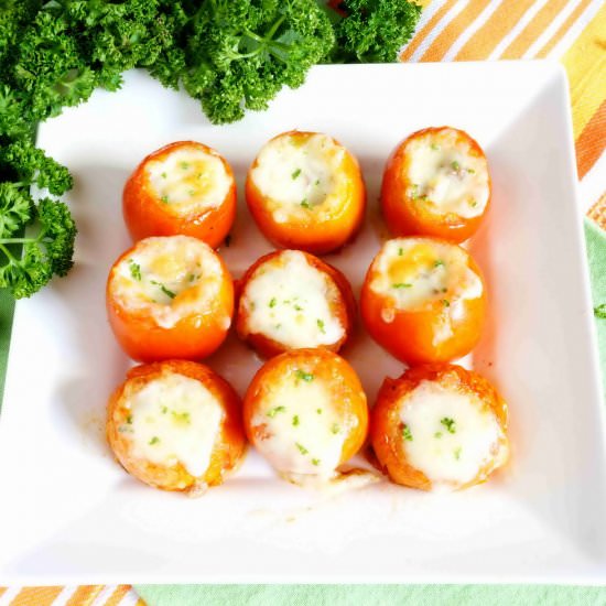 Stuffed Tomatoes with Meat & Cheese - Recipe photo by littlebitrecipes