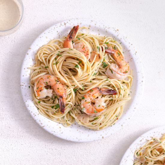 Shrimp Scampi Pasta - Recipe photo by My Three Seasons