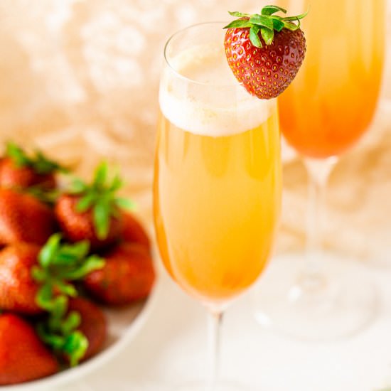 Honeyed Strawberry-Rhubarb Mimosa - Recipe photo by Burrata and Bubbles