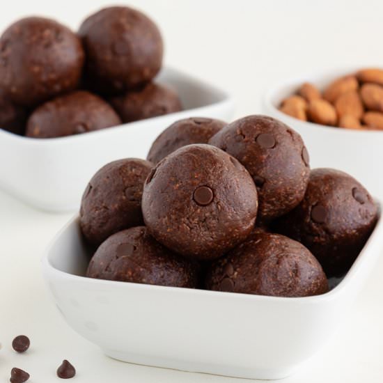 No Bake Brownie Bites (Vegan & GF) - Recipe photo by purelykaylie