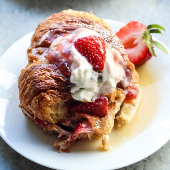 strawberry croissant french toast - Recipe photo by Caits Plate