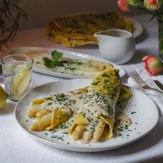 Asparagus with vegan Hollandaise - Recipe photo by veggi.es