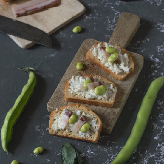 Bean boards and pancetta bruschetta - Recipe photo by Lapiccolaquaglia