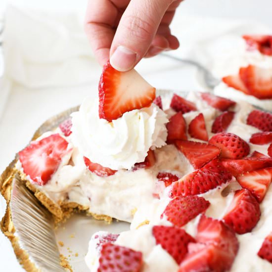 Strawberry Frozen Pie - Recipe photo by Savvysavingcouple