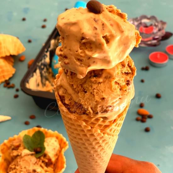 No-Churn Coffee Almond Ice Cream - Recipe photo by cookwithrenu
