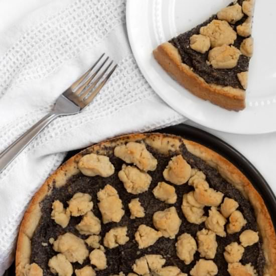 Poppy Seed Crumble Cake - Recipe photo by SuchASweetheart
