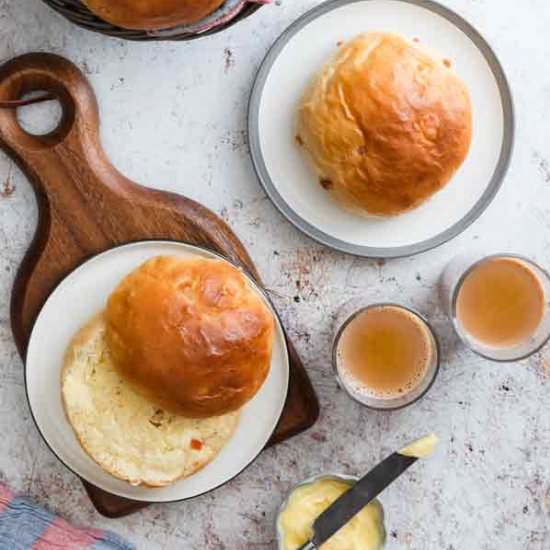 BUN MASKA | HOW TO MAKE MASKA PAV - Recipe photo by Art of Palate