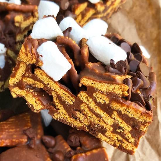 Smores Bars - Recipe photo by Cakewhiz