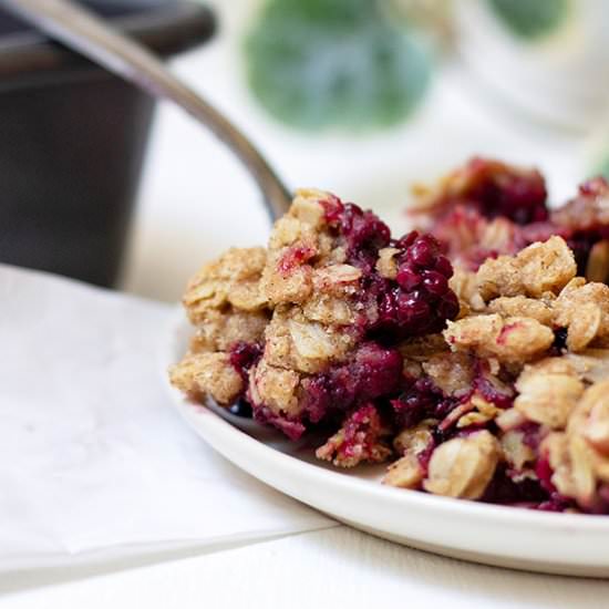 Blackberry Crisp - Recipe photo by thebakersalmanac