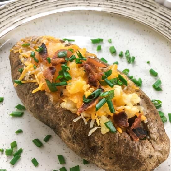 Cheesy Loaded Stuffed Potatoes - Recipe photo by angelatempest