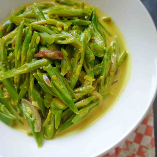 Vegan green bean coconut curry - Recipe photo by pulasthi