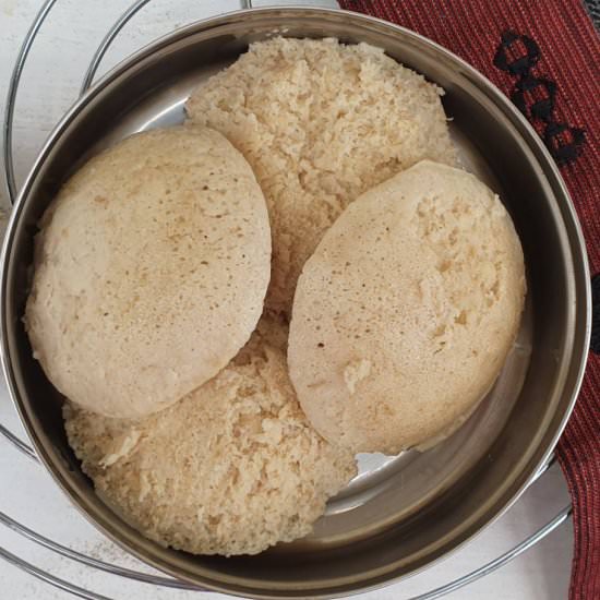 Oats quinoa idli - Recipe photo by Mildlyindian
