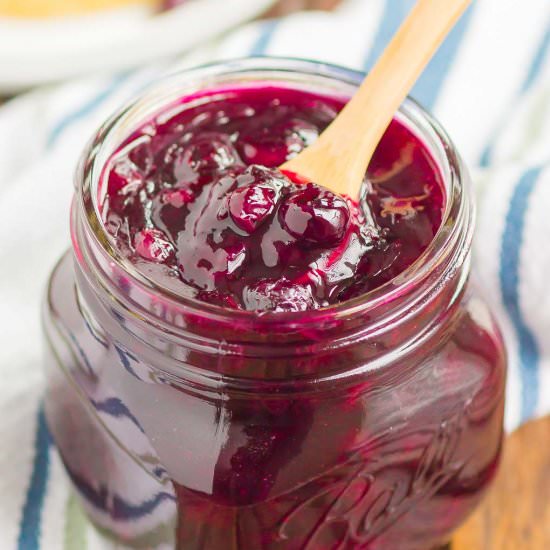 Easy Blueberry Sauce - Recipe photo by pumpkinnspice