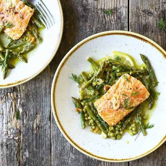 One skillet lemon salmon - Recipe photo by servingdumplings