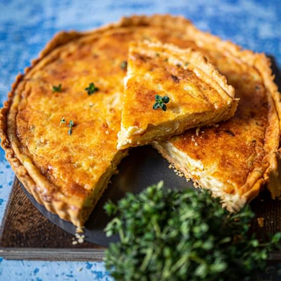 Caramelized Onion and Gruyère Tart - Recipe photo by skinnyspatula