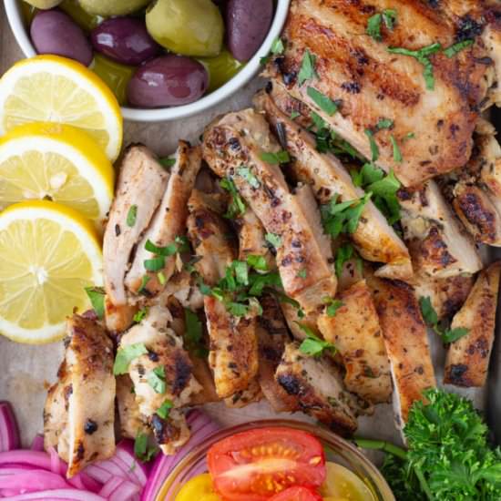 Mediterranean Garlic Chicken - Recipe photo by unicorns in the kitchen