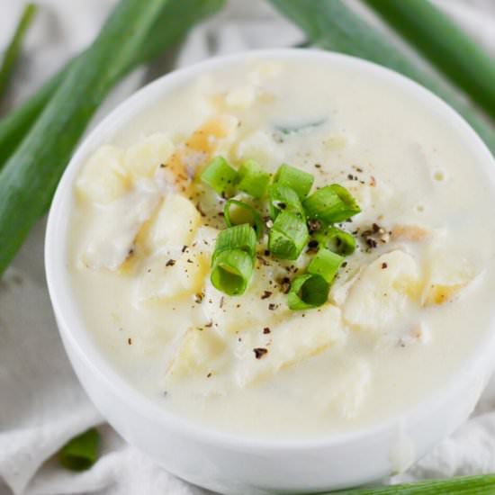 One-Pot Vegan Potato Soup - Recipe photo by deliciouseveryday