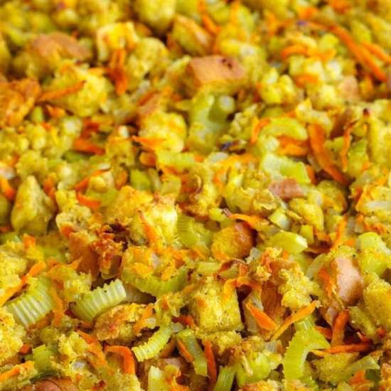 French Bread Stuffing - Recipe photo by EasyBudgetRecipes