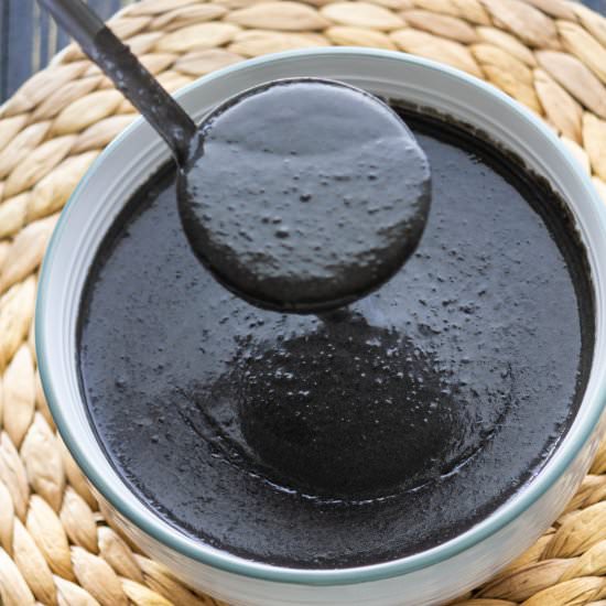 Black Sesame Soup - Recipe photo by WokandKin