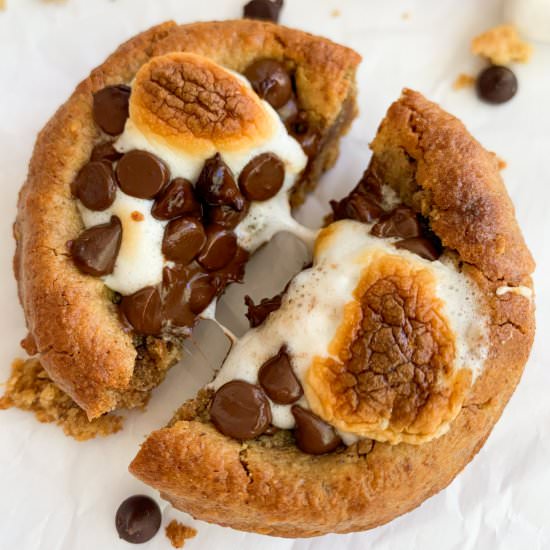 S'mores Cookie Cups - Recipe photo by Wellness by Kay