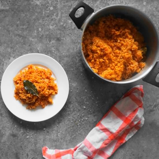 Jollof Rice Cooked in Spicy Tomato - Recipe photo by choptime