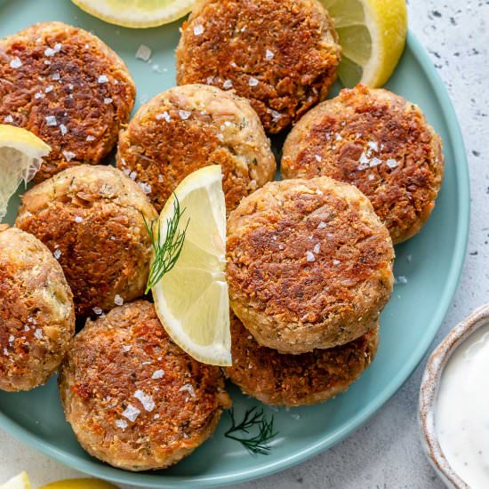 CRISPY TUNA PATTIES - Recipe photo by healthyfitnessmeals