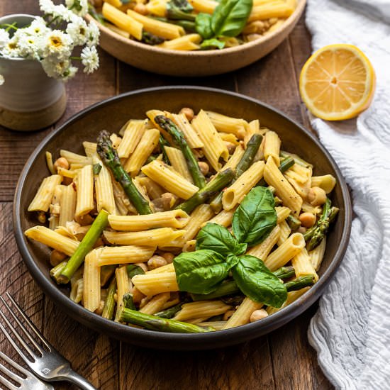 Vegan Lemon Garlic Asparagus Pasta - Recipe photo by ShortGirlTallOrder