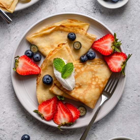 How to make crepes - Recipe photo by bakingistherapy