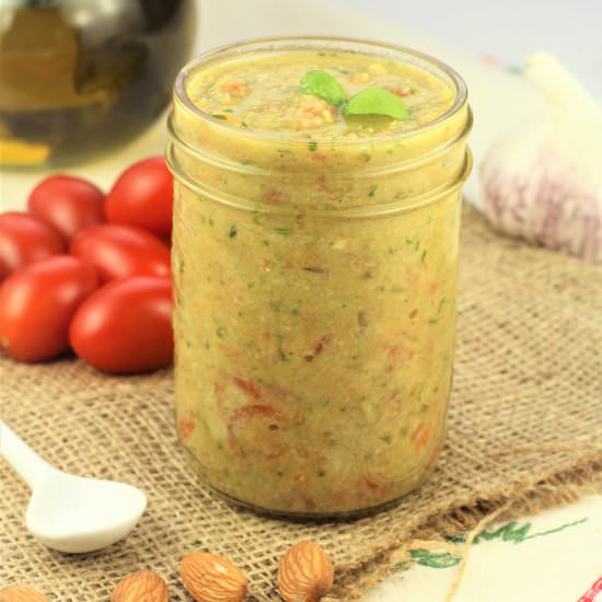 Pesto alla Trapanese - Recipe photo by Mangia Bedda