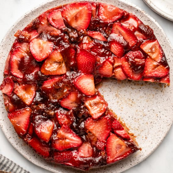 Strawberry Upside Down Cake - Recipe photo by from my bowl