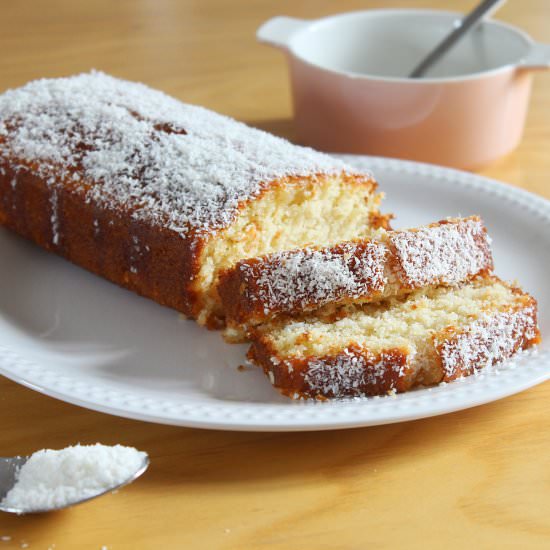 Coconut pound cake - Recipe photo by hornoMX