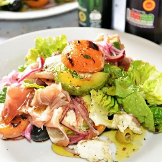 Grilled Apricot Salad Recipe - Recipe photo by timeaskitchen