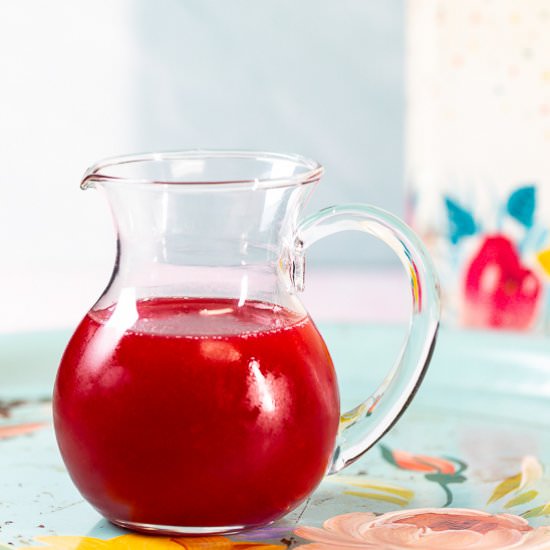 Raspberry Syrup - Recipe photo by sidewalkshoes