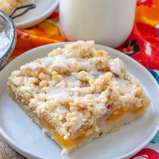 Peach Crumble Bars - Recipe photo by familyfreshmeals