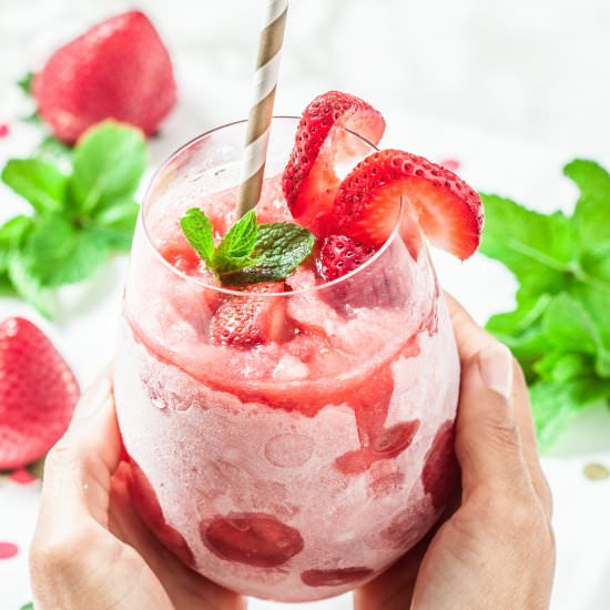 Frosé - Recipe photo by chewoutloud