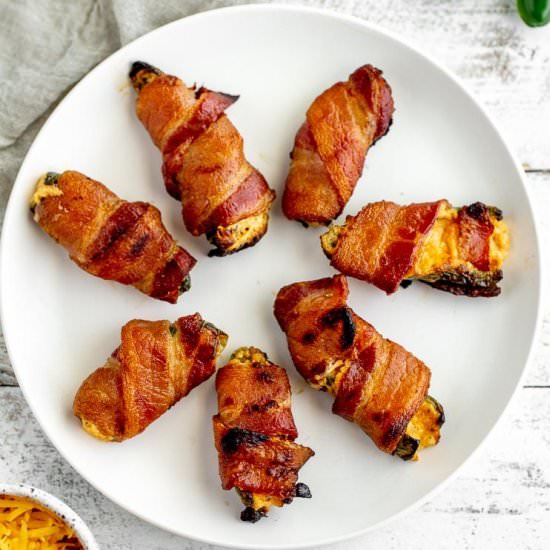 Grilled Jalapeño Poppers - Recipe photo by thegrillingguide
