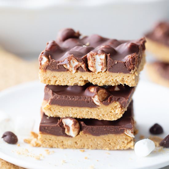 No Bake Peanut Butter S'mores Bars - Recipe photo by emihill