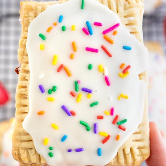 Vegan Strawberry Pop Tarts - Recipe photo by plant.well
